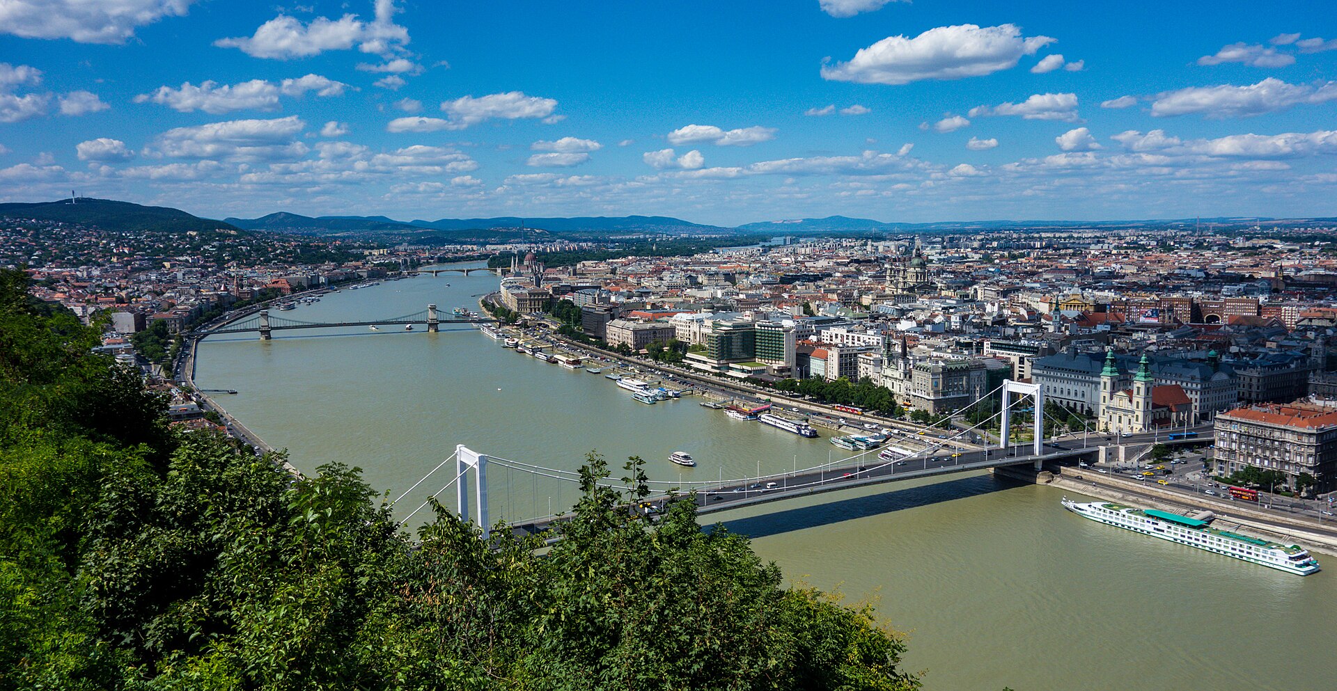 Günstig unterwegs essen auf langen Busreisen